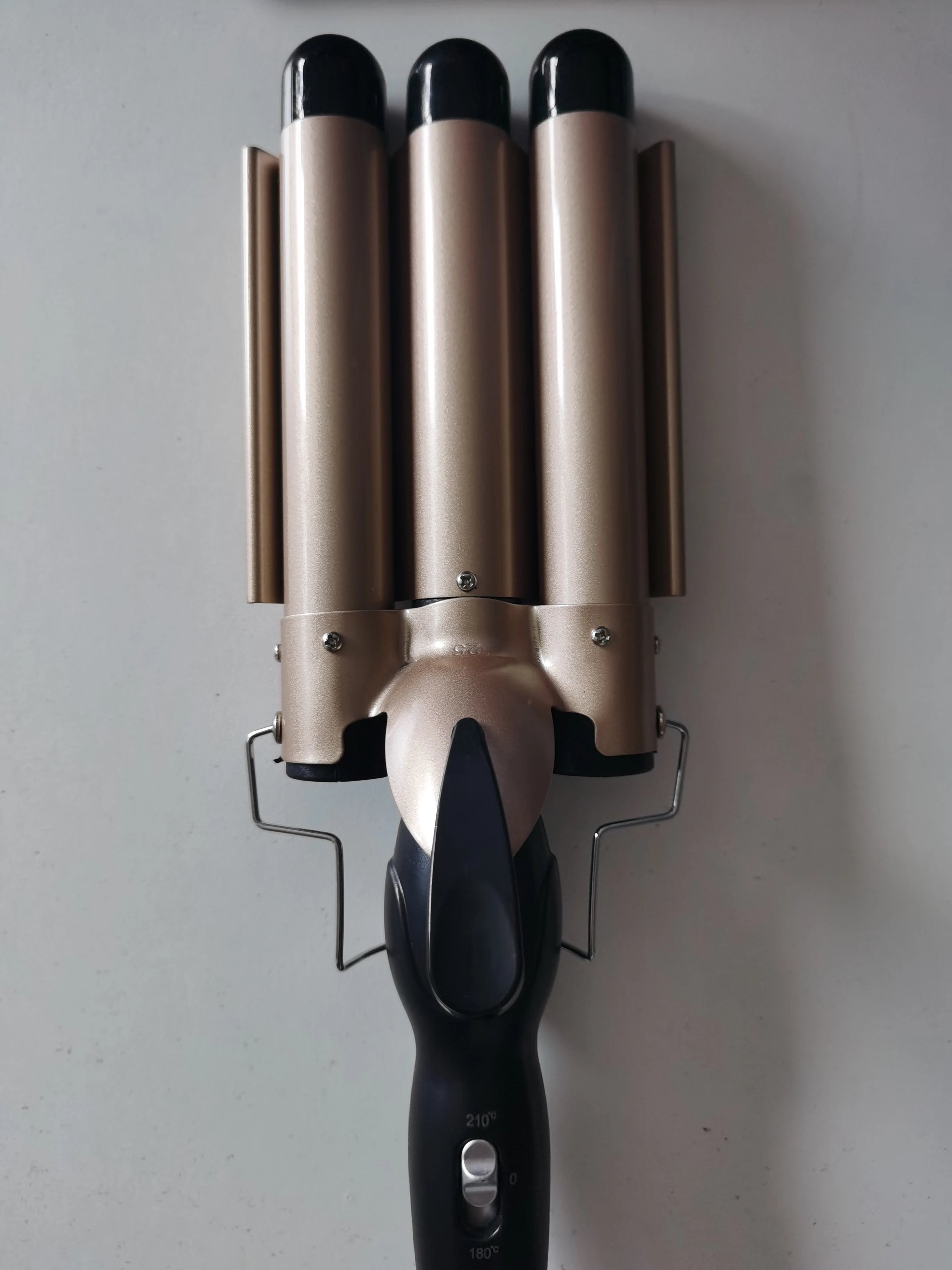 Triple Barrel Hair Waver | Beach Waves Curling Iron