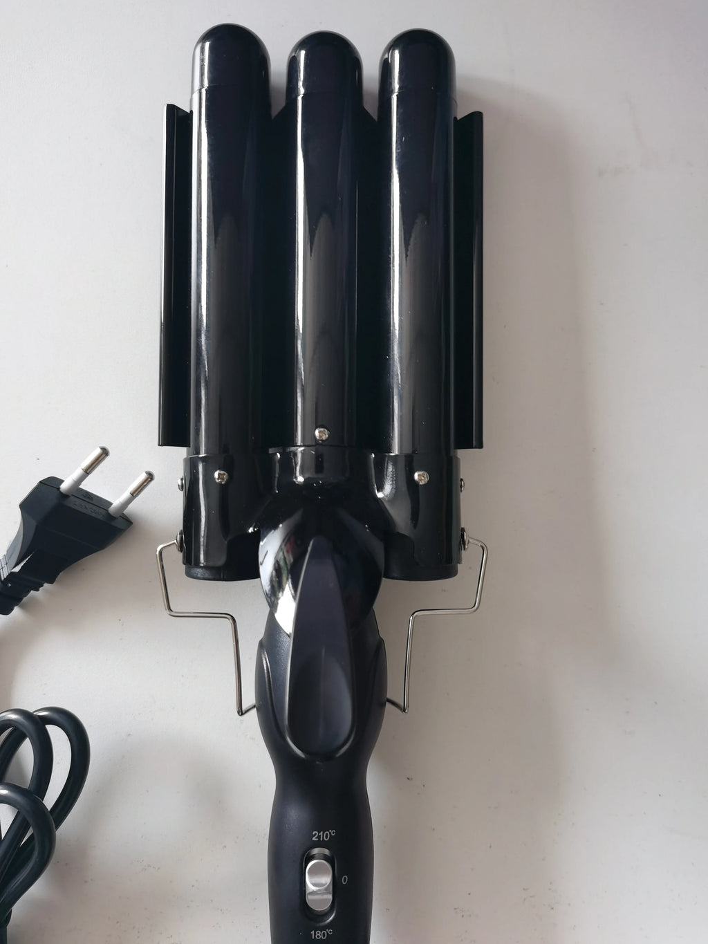 Triple Barrel Hair Waver | Beach Waves Curling Iron
