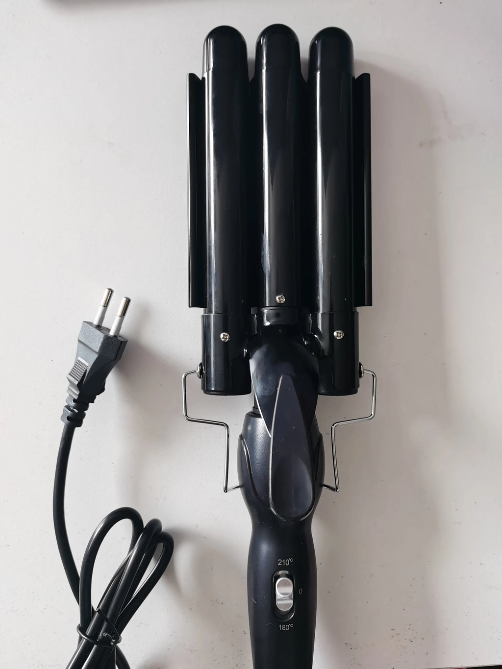 Triple Barrel Hair Waver | Beach Waves Curling Iron